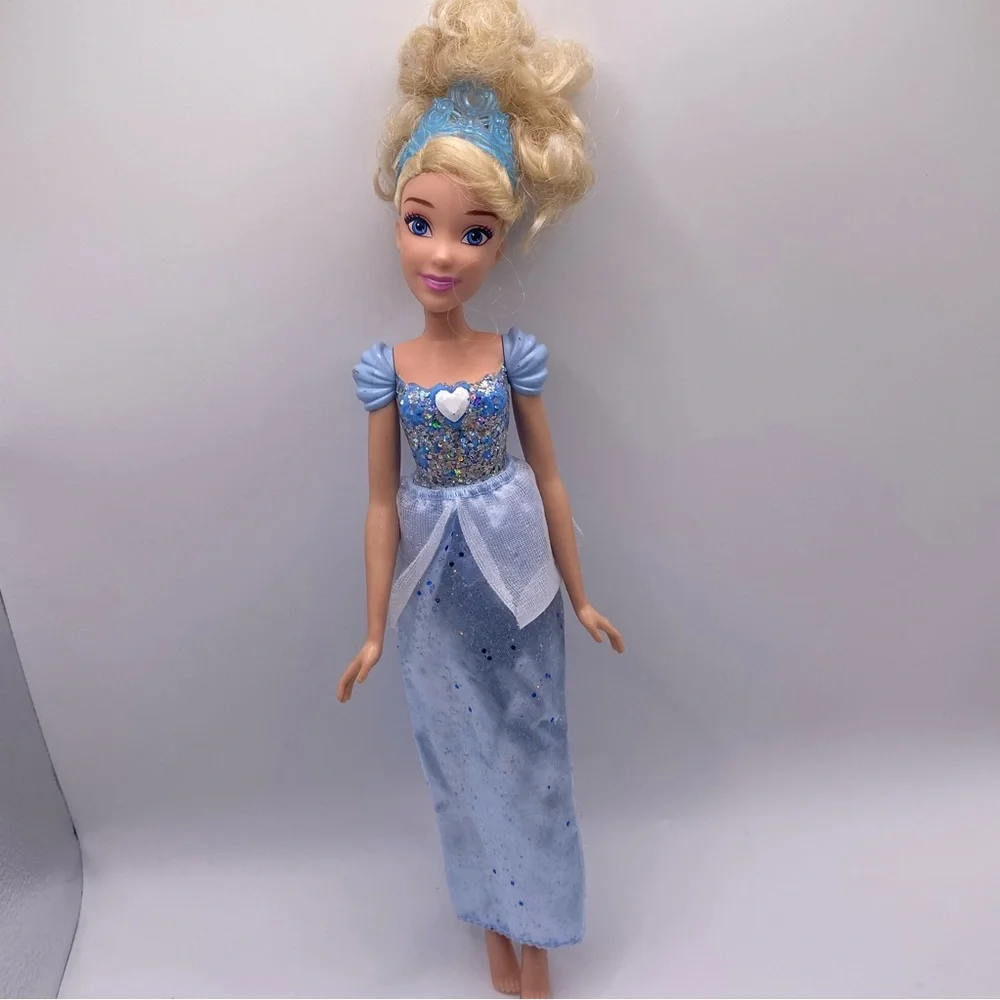 Hasbro Disney Royal Shimmer‎ Blue Princess Cinderella Doll with Blonde Hair Used